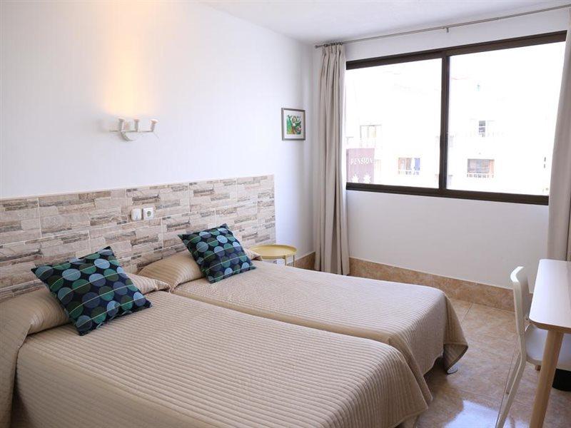 Hostal Residencia Cardona Arrecife  Εξωτερικό φωτογραφία