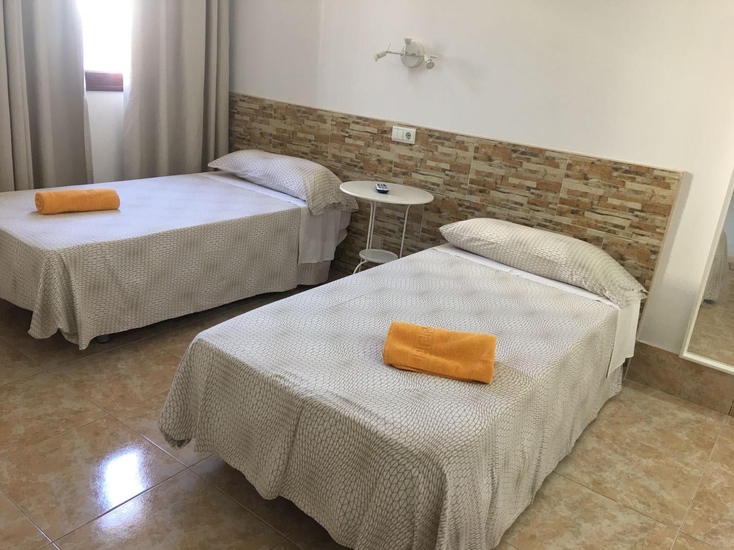 Hostal Residencia Cardona Arrecife  Εξωτερικό φωτογραφία