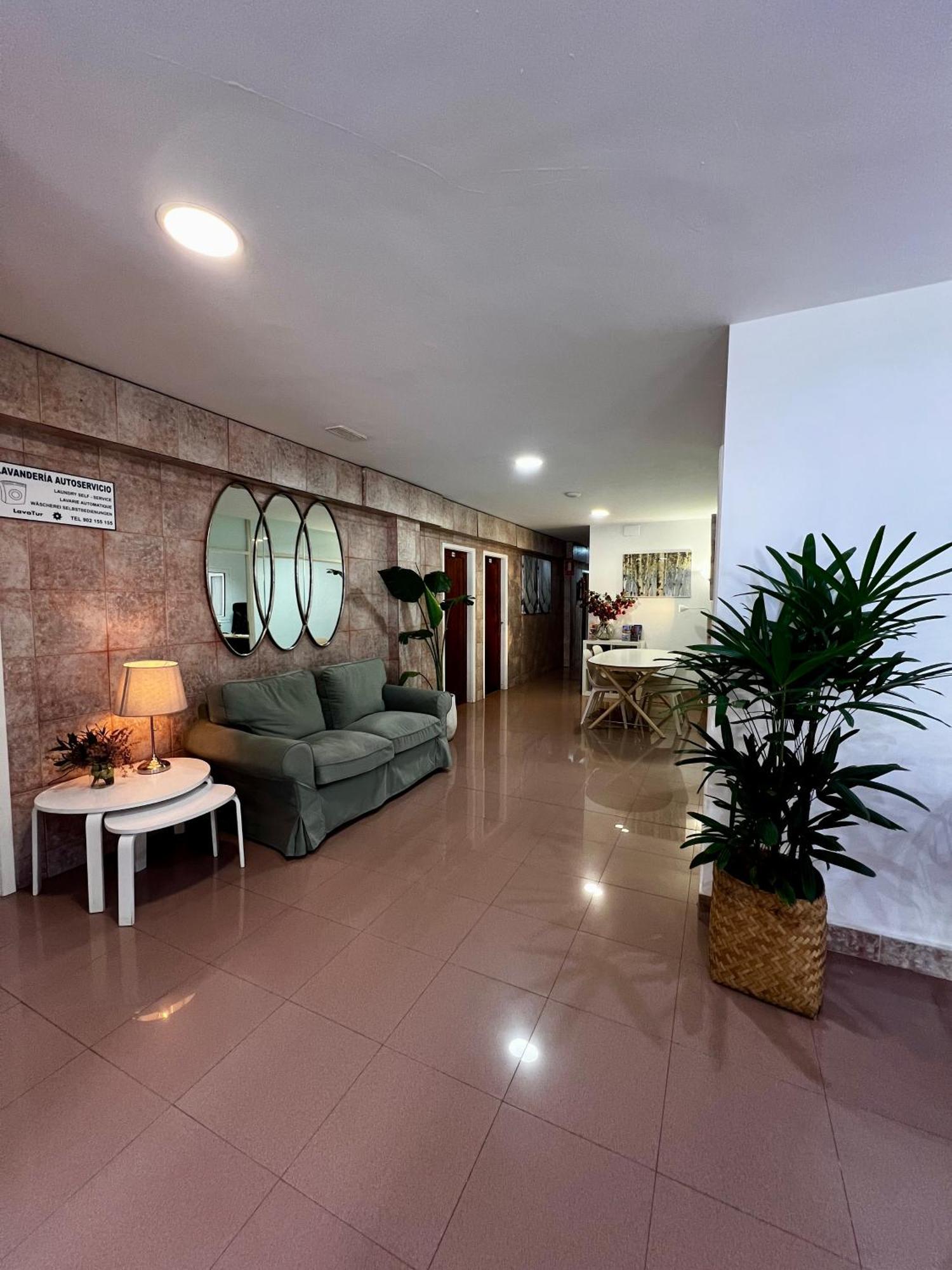 Hostal Residencia Cardona Arrecife  Εξωτερικό φωτογραφία