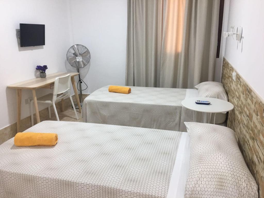Hostal Residencia Cardona Arrecife  Εξωτερικό φωτογραφία