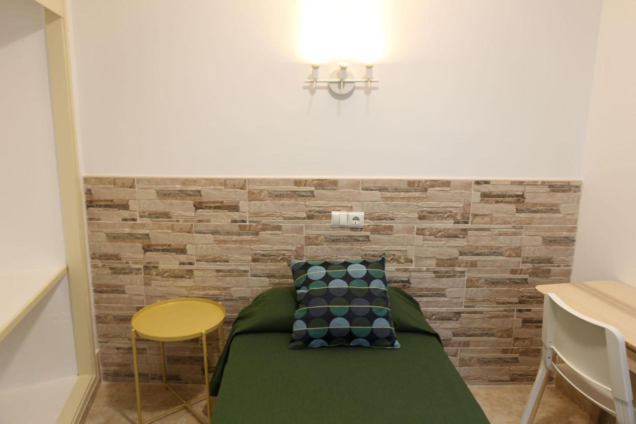 Hostal Residencia Cardona Arrecife  Εξωτερικό φωτογραφία