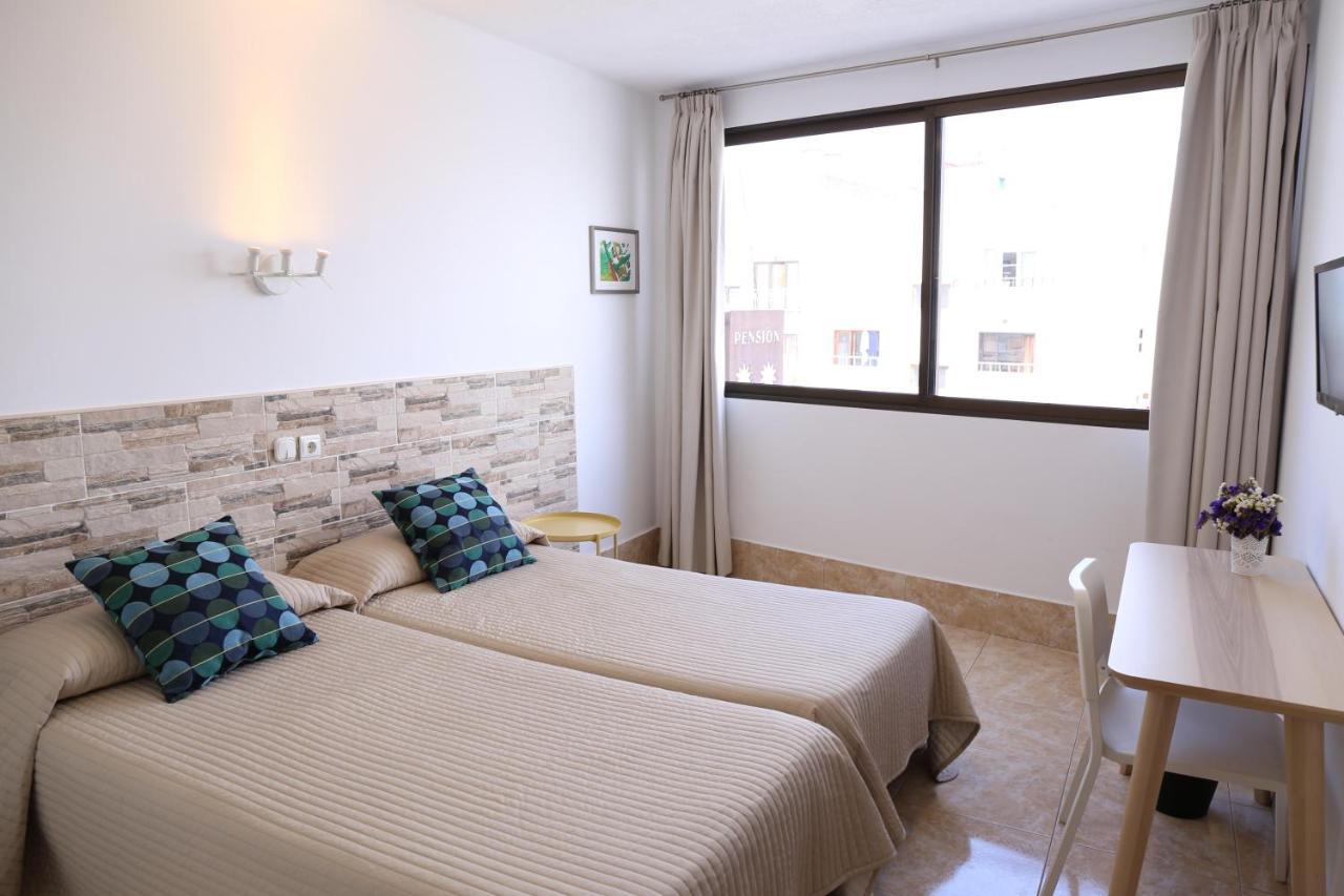 Hostal Residencia Cardona Arrecife  Εξωτερικό φωτογραφία
